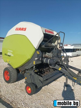      Claas Claas Rollant 620 RC ~43 000 .
