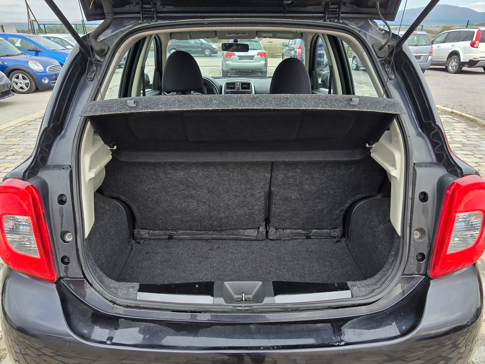 Nissan Micra 1.2i 80кс EURO 5B - изображение 9 | Auto.bg Nissan Micra 1.2i 80кс EURO 5B - изображение 9