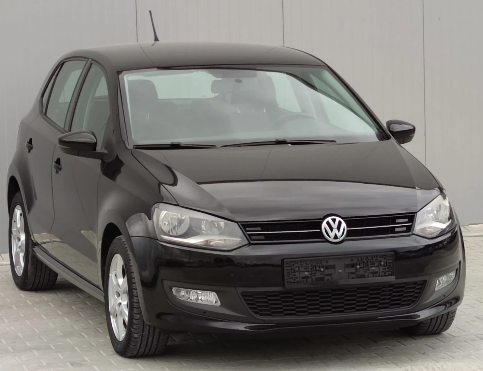 VW Polo 1.2i* 80к.с* | Auto.bg — изображение 1 VW Polo 1.2i* 80к.с* | Auto.bg — изображение 1