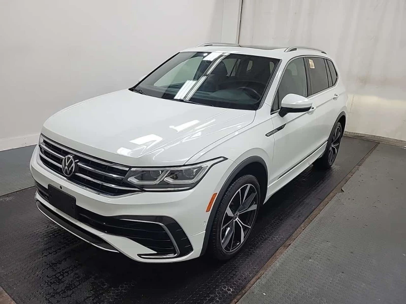 VW Tiguan HIGHLINE R LINE / ОБДУХВАНЕ / ПАНОРАМА - 26000 € - 93042927 1 | Car24.bg VW Tiguan HIGHLINE R LINE / ОБДУХВАНЕ / ПАНОРАМА - 26000 € - 93042927 1