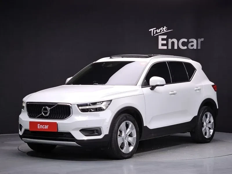 Volvo XC40 T4 MOMENTRUM | Auto.bg — изображение 1 Volvo XC40 T4 MOMENTRUM | Auto.bg — изображение 1