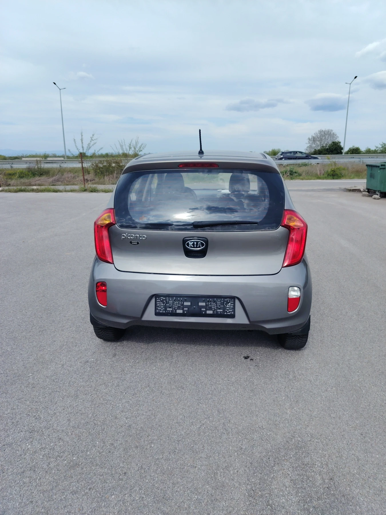 Kia Picanto undefined | Auto.bg — изображение 1 Kia Picanto undefined | Auto.bg — изображение 1
