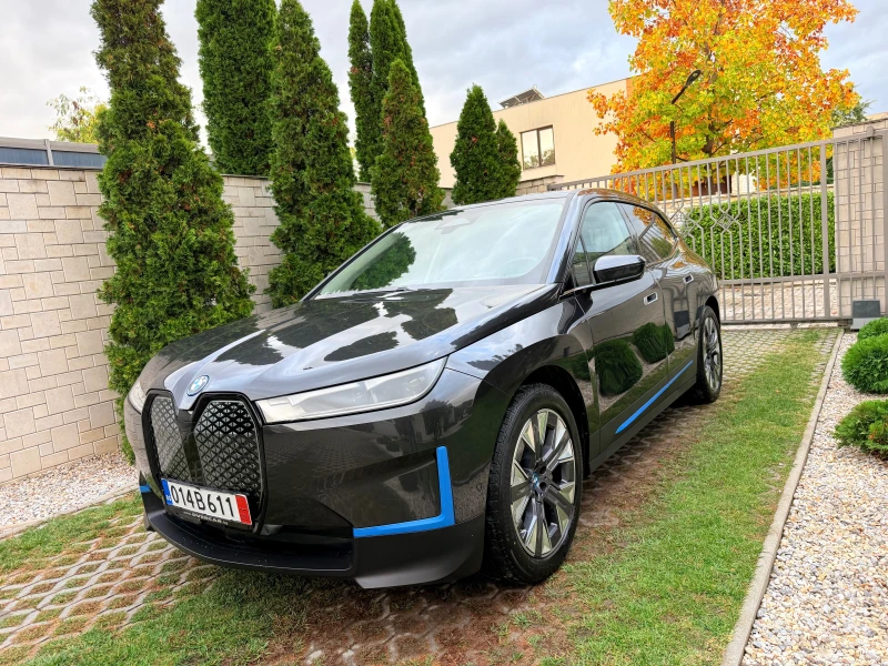 BMW iX xDrive40* Head Up* Distronic - 37700 € - 63726693 1 | Car24.bg BMW iX xDrive40* Head Up* Distronic - 37700 € - 63726693 1