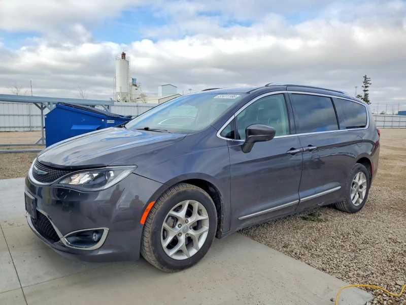 Chrysler Pacifica 3.6l Touring L Plus - 12400 € / 24252.29 лв. - 23118092 1 | Car24.bg Chrysler Pacifica 3.6l Touring L Plus - 12400 € / 24252.29 лв. - 23118092 1
