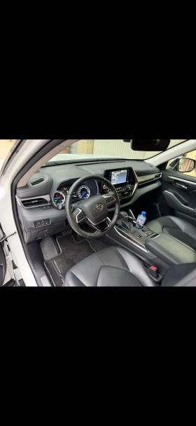 Toyota Highlander 2.5 hybrid - 48899 € - 50312039 4 | Car24.bg Toyota Highlander 2.5 hybrid - 48899 € - 50312039 4