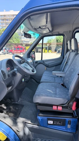 Mercedes-Benz Sprinter 211 Пътнически 16 места | Auto.bg — изображение 11 Mercedes-Benz Sprinter 211 Пътнически 16 места | Auto.bg — изображение 11