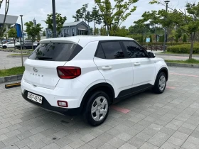 Hyundai Venue Staria Tourer 11-Seater Modern - 12946 € - 58907710 6 | Car24.bg Hyundai Venue Staria Tourer 11-Seater Modern - 12946 € - 58907710 6