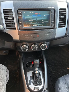 Mitsubishi Outlander 2.2DI-D 4WD AVTOMAT/KOJA/NAVI/KAMERA EURO 5 - 12300 лв. / 6288.89 € - 67160756 14 | Car24.bg Mitsubishi Outlander 2.2DI-D 4WD AVTOMAT/KOJA/NAVI/KAMERA EURO 5 - 12300 лв. / 6288.89 € - 67160756 14