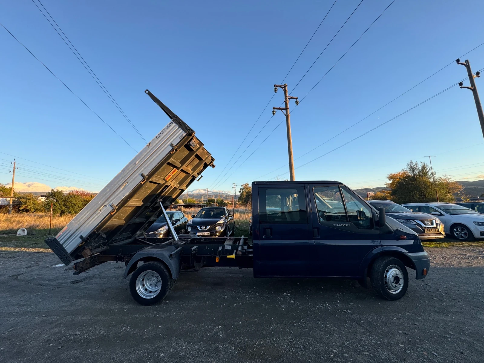 Ford Transit 2.4TDCI Климатик Тристранен - изображение 2 | Auto.bg Ford Transit 2.4TDCI Климатик Тристранен - изображение 2