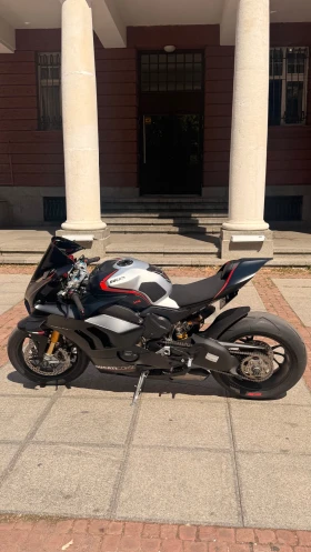 Ducati Panigale V4S | Auto.bg — изображение 5 Ducati Panigale V4S | Auto.bg — изображение 5