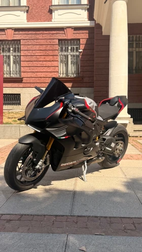 Ducati Panigale V4S | Auto.bg — изображение 14 Ducati Panigale V4S | Auto.bg — изображение 14