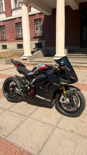 Ducati Panigale V4S | Auto.bg — изображение 2 Ducati Panigale V4S | Auto.bg — изображение 2