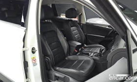 VW Tiguan 2.0 TDI Premium - 16590 € - 20198259 13 | Car24.bg VW Tiguan 2.0 TDI Premium - 16590 € - 20198259 13