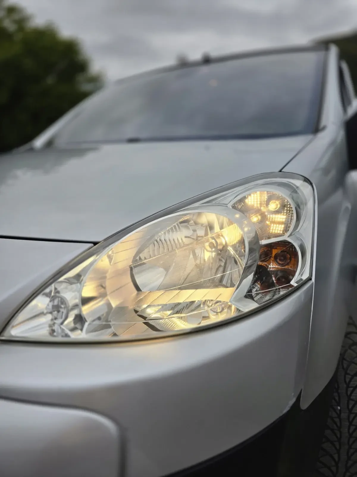 Peugeot Partner 170к.км.* Панорама&Пътнически* Фул екстри - изображение 7 | Auto.bg Peugeot Partner 170к.км.* Панорама&Пътнически* Фул екстри - изображение 7