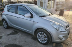 Обява за продажба на Hyundai I20 1.4i/AUTOMATIC