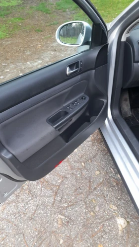 VW Golf Variant - 2750 € / 5378.53 лв. - 41351510 8 | Car24.bg VW Golf Variant - 2750 € / 5378.53 лв. - 41351510 8