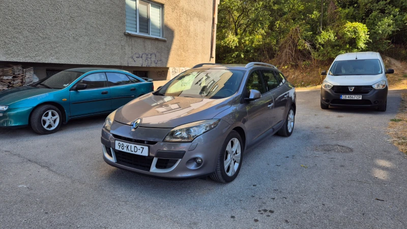 Renault Megane 1.4 Tce 131к.с. - 3000 € / 5867.49 лв. - 66814647 1 | Car24.bg Renault Megane 1.4 Tce 131к.с. - 3000 € / 5867.49 лв. - 66814647 1