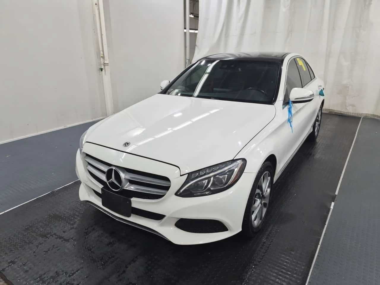 Mercedes-Benz C 300 * CARFAX * ОПЦИЯ ЗА ФИНАНСИРАНЕ * | Auto.bg — изображение 1 Mercedes-Benz C 300 * CARFAX * ОПЦИЯ ЗА ФИНАНСИРАНЕ * | Auto.bg — изображение 1