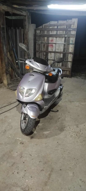Piaggio Beverly PGO T Rex 125