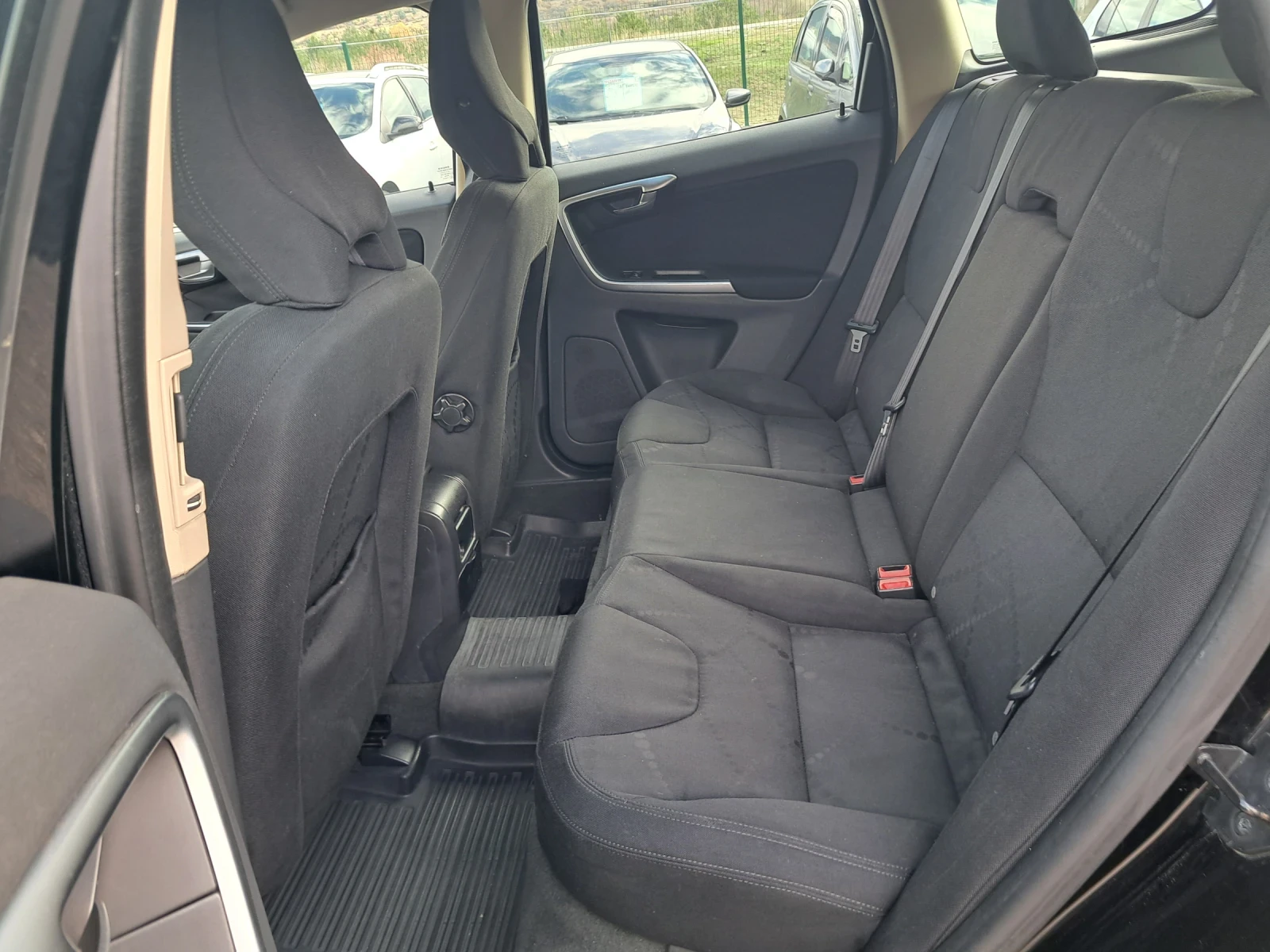 Volvo XC60 2, 4d - изображение 10 | Auto.bg Volvo XC60 2, 4d - изображение 10