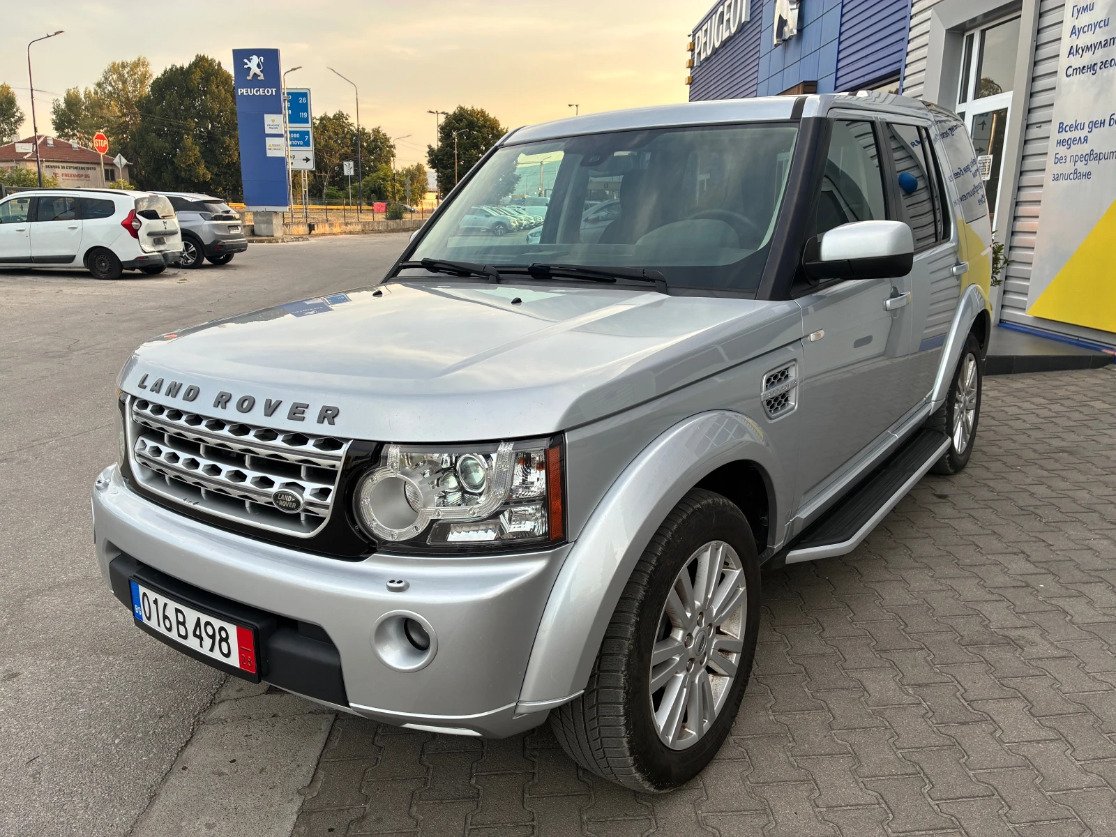 Land Rover Discovery LR4/HSE 3.0 LUXURY-8скорости 7места FULL-FULL - изображение 3 | Auto.bg Land Rover Discovery LR4/HSE 3.0 LUXURY-8скорости 7места FULL-FULL - изображение 3