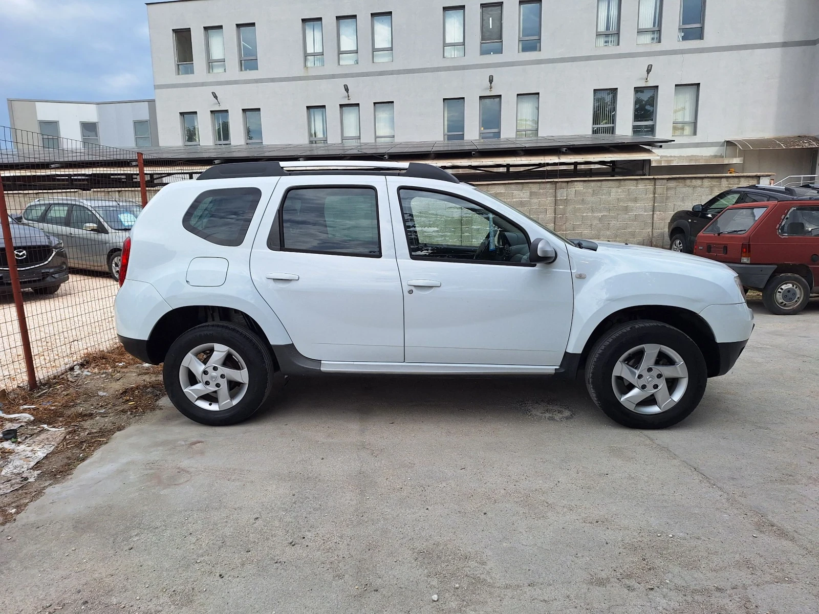 Dacia Duster 1.6i* ГАЗ+ Бензин-ВRC*  - изображение 8 | Auto.bg Dacia Duster 1.6i* ГАЗ+ Бензин-ВRC*  - изображение 8
