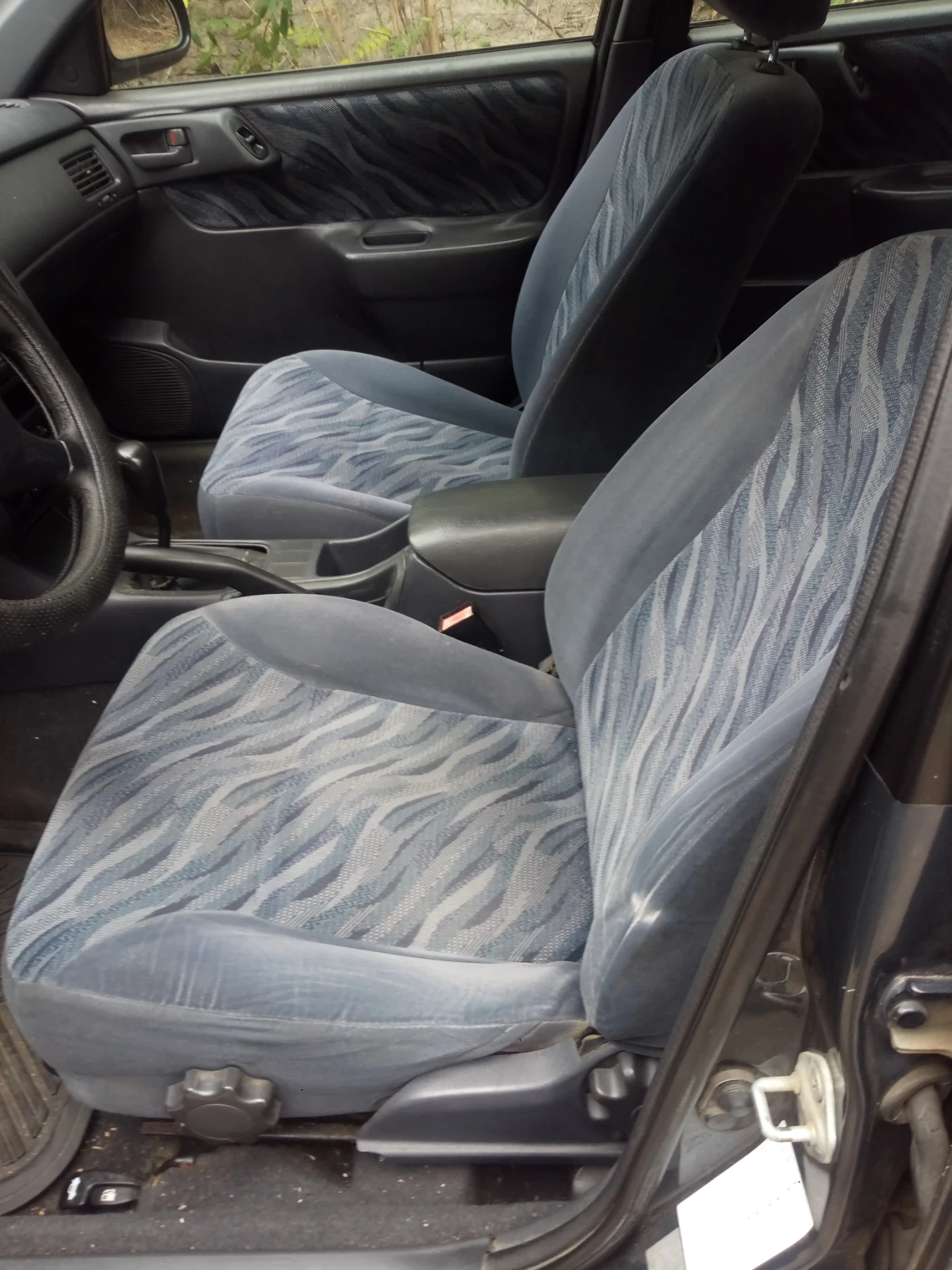 Toyota Carina 1.6 бензин-газ - изображение 6 | Auto.bg Toyota Carina 1.6 бензин-газ - изображение 6