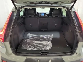 Volvo XC40 PLUS DARK THEME* АВТОКРЕДИТ БЕЗ ПЪРВОНАЧАЛНА | Auto.bg — изображение 14 Volvo XC40 PLUS DARK THEME* АВТОКРЕДИТ БЕЗ ПЪРВОНАЧАЛНА | Auto.bg — изображение 14