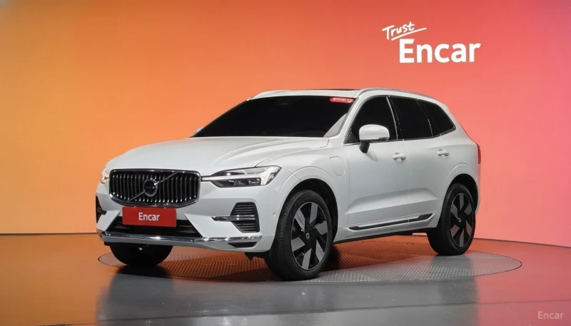 Volvo XC60 T8* ULTRA BRIGHT* BOWERS&WILKINS* ПАНО* 360* HUD* - 51300 € / 100334.08 лв. - 48630098 1 | Car24.bg Volvo XC60 T8* ULTRA BRIGHT* BOWERS&WILKINS* ПАНО* 360* HUD* - 51300 € / 100334.08 лв. - 48630098 1