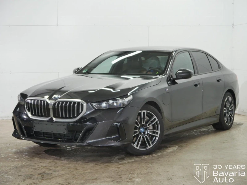 BMW 550 e xDrive M Sport Paket Steptronic - 143200 лв. / 73217.00 € - 17233144 1 | Car24.bg BMW 550 e xDrive M Sport Paket Steptronic - 143200 лв. / 73217.00 € - 17233144 1