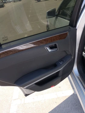Mercedes-Benz E 200 7G | Mobile.bg — малка снимка 9