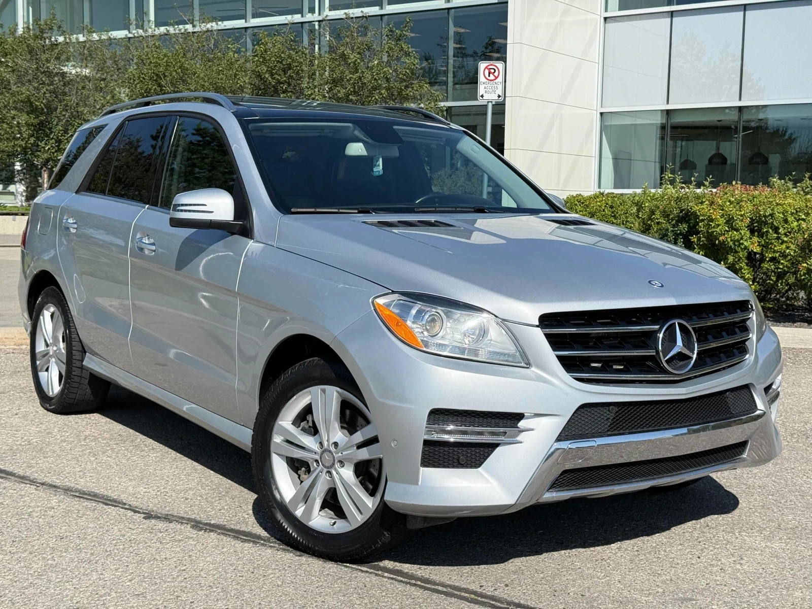 Mercedes-Benz ML 350 BLUETEC * * CARFAX * * АВТО КРЕДИТ * *  - изображение 3 | Auto.bg Mercedes-Benz ML 350 BLUETEC * * CARFAX * * АВТО КРЕДИТ * *  - изображение 3