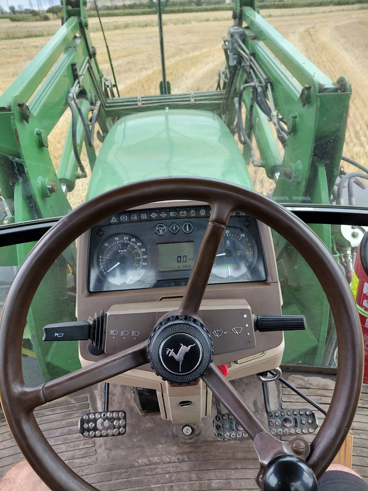 Трактор John Deere 6910 - изображение 7 | Auto.bg Трактор John Deere 6910 - изображение 7