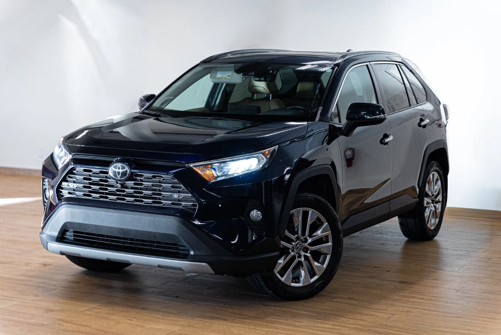 Toyota Rav4 LIMITED AWD * КРАЙНА ЦЕНА* FULL EXTRAS | Auto.bg — изображение 1 Toyota Rav4 LIMITED AWD * КРАЙНА ЦЕНА* FULL EXTRAS | Auto.bg — изображение 1
