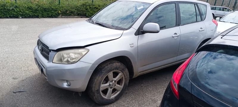 Toyota Rav4 2.2D4D DCAT - 11 € - 81542813 1 | Car24.bg Toyota Rav4 2.2D4D DCAT - 11 € - 81542813 1