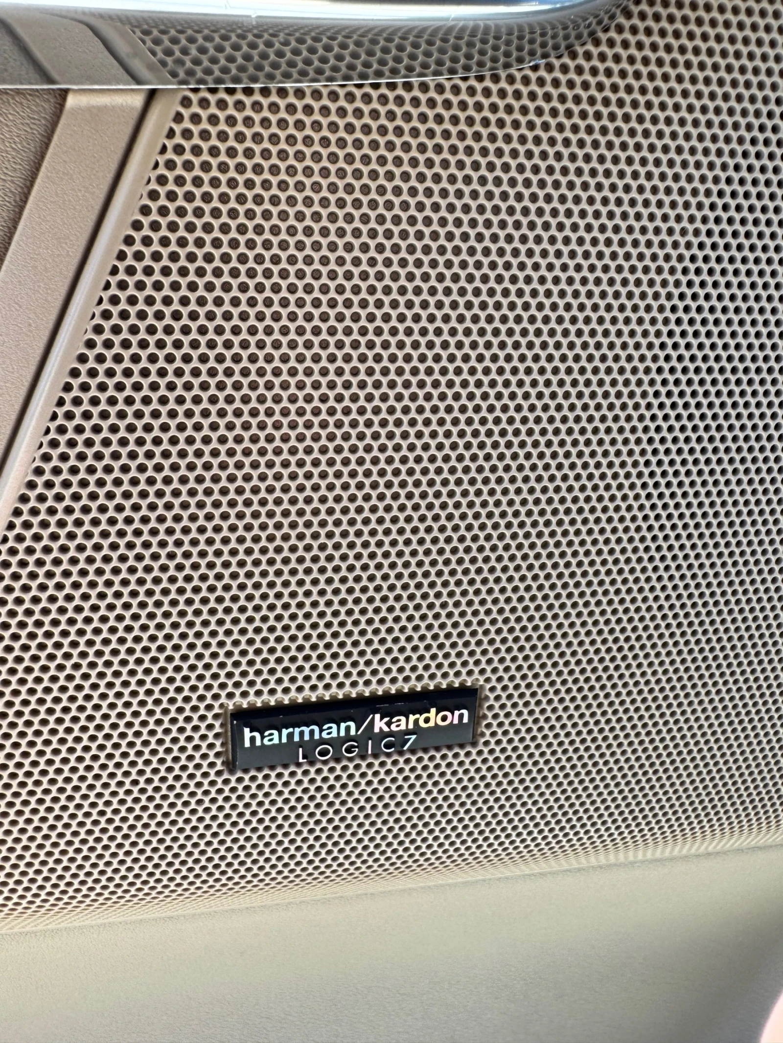 Land Rover Range Rover Sport 3.0D HSE Facelift - изображение 10 | Auto.bg Land Rover Range Rover Sport 3.0D HSE Facelift - изображение 10