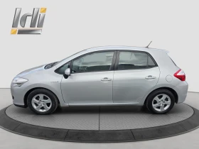 Toyota Auris 1.8 Hybrid 99hp | Auto.bg — изображение 3 Toyota Auris 1.8 Hybrid 99hp | Auto.bg — изображение 3