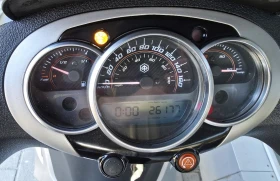 Piaggio Beverly 350i ABS/ASR/LED | Auto.bg — изображение 9 Piaggio Beverly 350i ABS/ASR/LED | Auto.bg — изображение 9