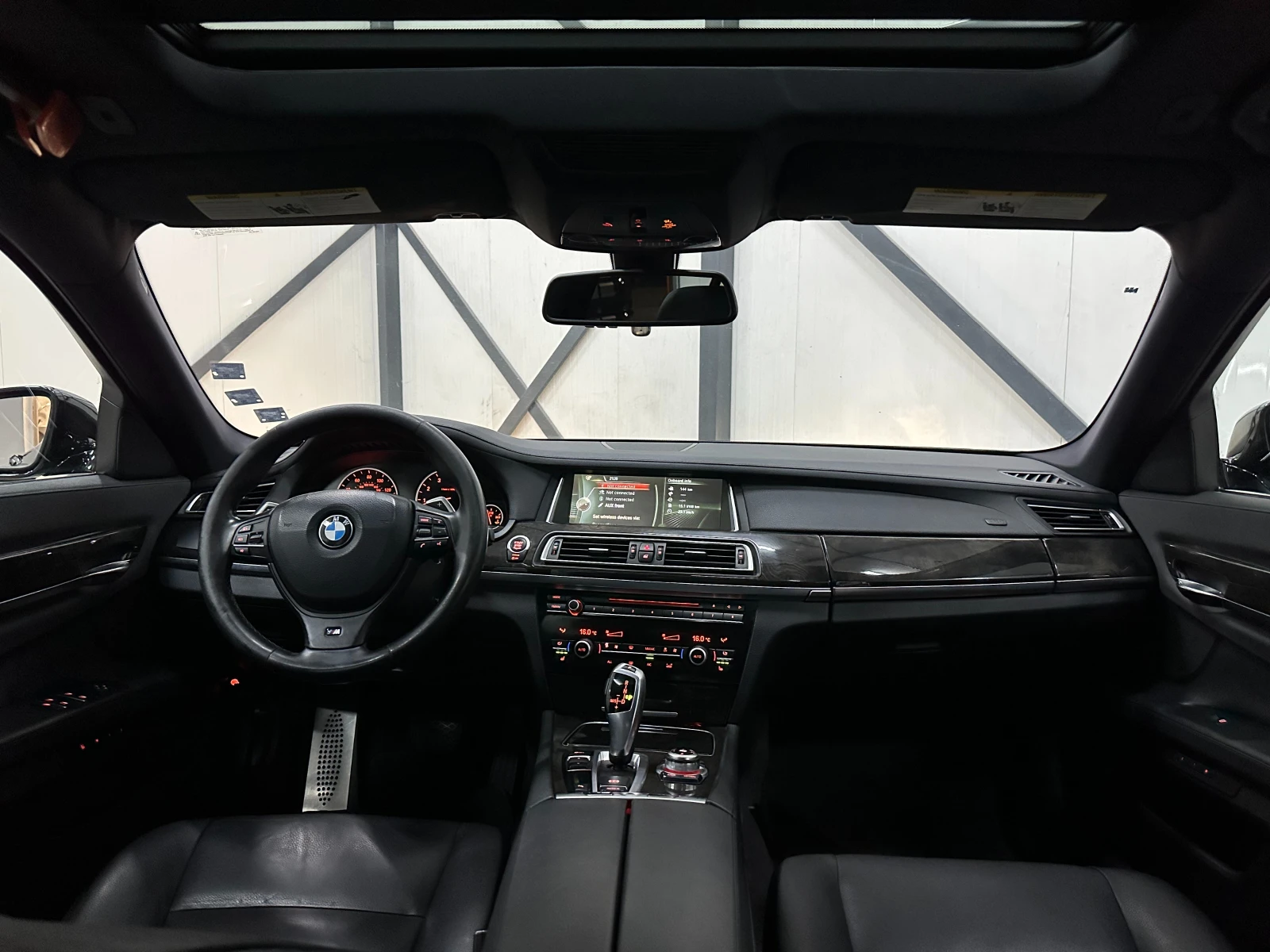 BMW 740 * LONG* ПОДГРЕВ* M PACK*  - изображение 10 | Auto.bg BMW 740 * LONG* ПОДГРЕВ* M PACK*  - изображение 10