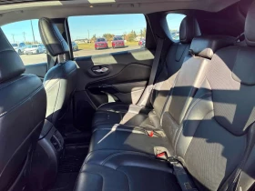 Jeep Cherokee * Altitude * CARFAX * ОПЦИЯ ЗА ФИНАНСИРАНЕ | Auto.bg — изображение 15 Jeep Cherokee * Altitude * CARFAX * ОПЦИЯ ЗА ФИНАНСИРАНЕ | Auto.bg — изображение 15