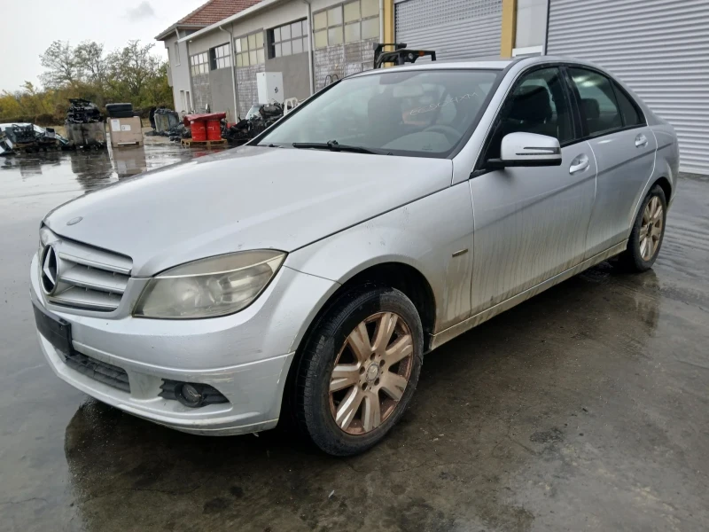 Mercedes-Benz C 220 Cdi - 950 € - 27441916 1 | Car24.bg Mercedes-Benz C 220 Cdi - 950 € - 27441916 1