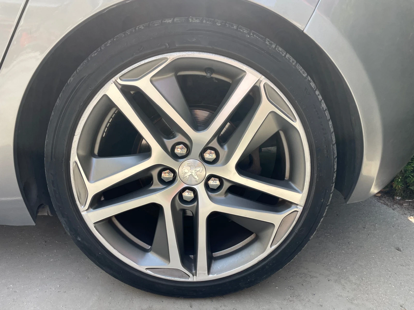 Peugeot 308  1.6 blue e-HDi  - изображение 8 | Auto.bg Peugeot 308  1.6 blue e-HDi  - изображение 8