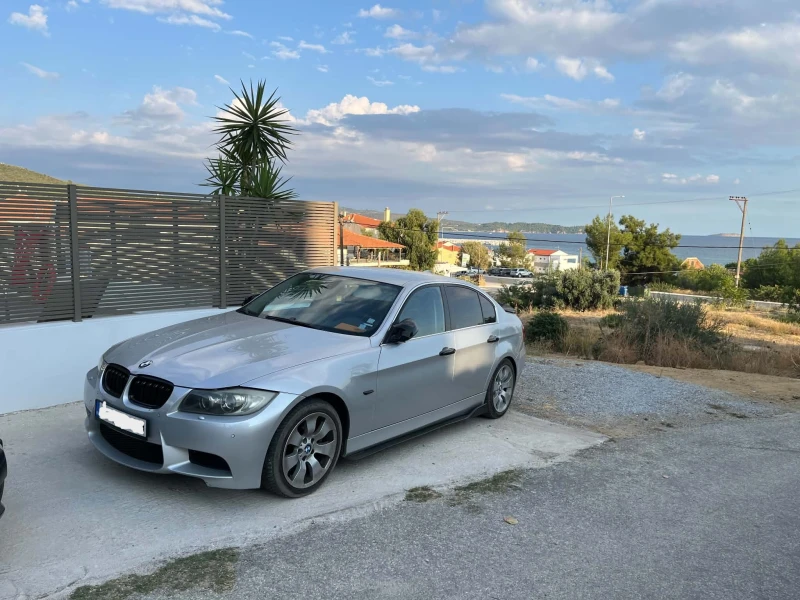 BMW 330 I - 5400 € - 12042297 1 | Car24.bg BMW 330 I - 5400 € - 12042297 1