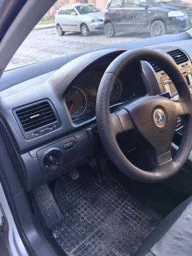 VW Golf - 3650 € / 7138.78 лв. - 81968887 15 | Car24.bg VW Golf - 3650 € / 7138.78 лв. - 81968887 15