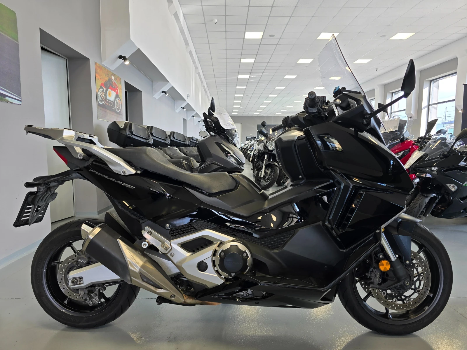 Honda Forza 750ie, ABS,  TCS, 2021г. - изображение 4 | Auto.bg Honda Forza 750ie, ABS,  TCS, 2021г. - изображение 4