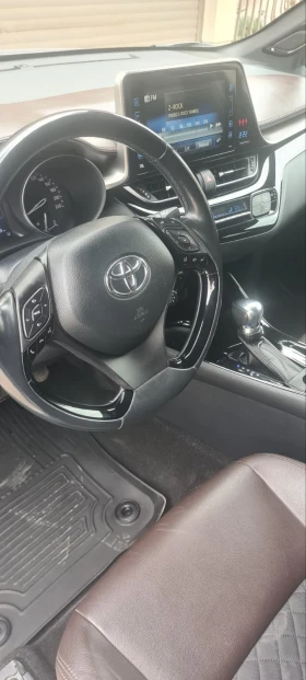 Toyota C-HR - 19000 € / 37160.77 лв. - 54747994 7 | Car24.bg Toyota C-HR - 19000 € / 37160.77 лв. - 54747994 7