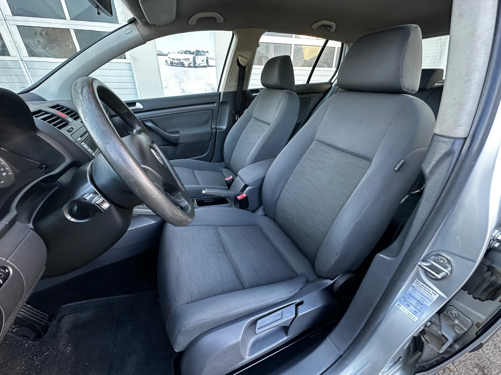 VW Golf 1.9TDI КЛИМАТРОНИК - изображение 9 | Auto.bg VW Golf 1.9TDI КЛИМАТРОНИК - изображение 9
