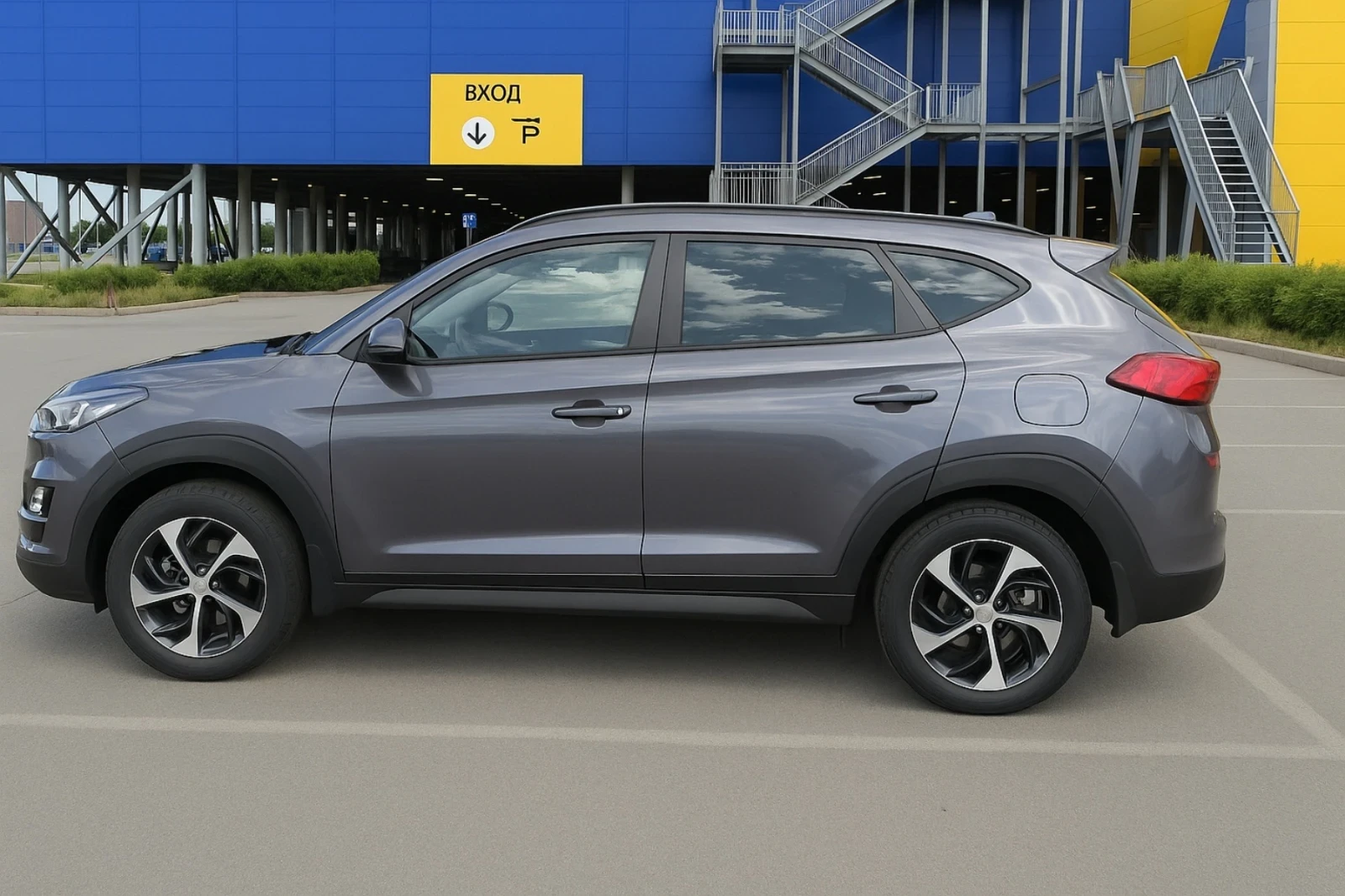 Hyundai Tucson 2.0 CRDi 4WD Premium 87k km - изображение 4 | Auto.bg Hyundai Tucson 2.0 CRDi 4WD Premium 87k km - изображение 4