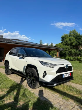 Toyota Rav4 Plug-in hybrid/4х4/FULL STYLE/85 КМ/360 камера