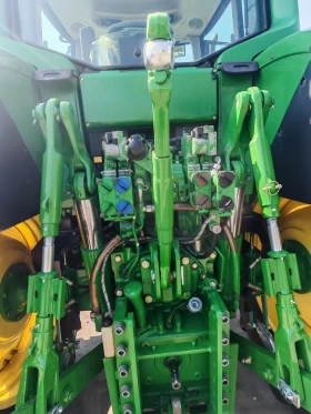 Трактор John Deere 6930 Premium | Auto.bg — изображение 10 Трактор John Deere 6930 Premium | Auto.bg — изображение 10